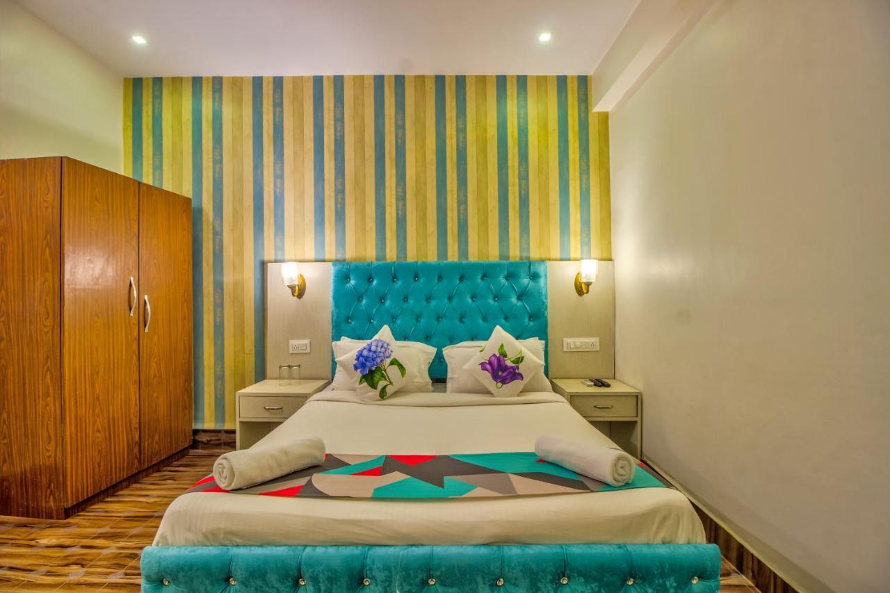 Jack'S Calangute Place Hotel Exterior foto