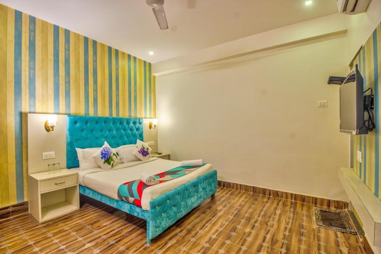 Jack'S Calangute Place Hotel Exterior foto