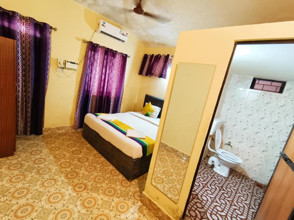 Jack'S Calangute Place Hotel Exterior foto