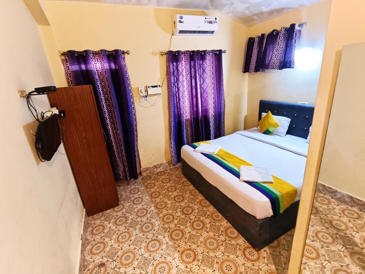 Jack'S Calangute Place Hotel Exterior foto